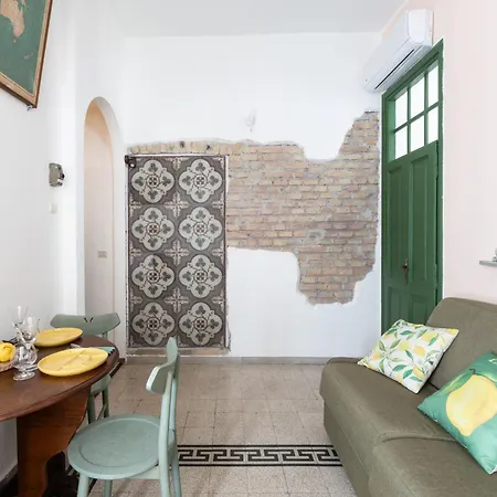 Charming Capri Style Retreat - Near Termini Station, Near Colosseum Appartamento Roma