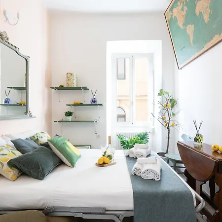 Charming Capri Style Retreat - Near Termini Station, Near Colosseum Appartamento *