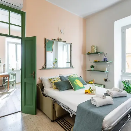 Appartamento Charming Capri Style Retreat - Near Termini Station, Near Colosseum Roma